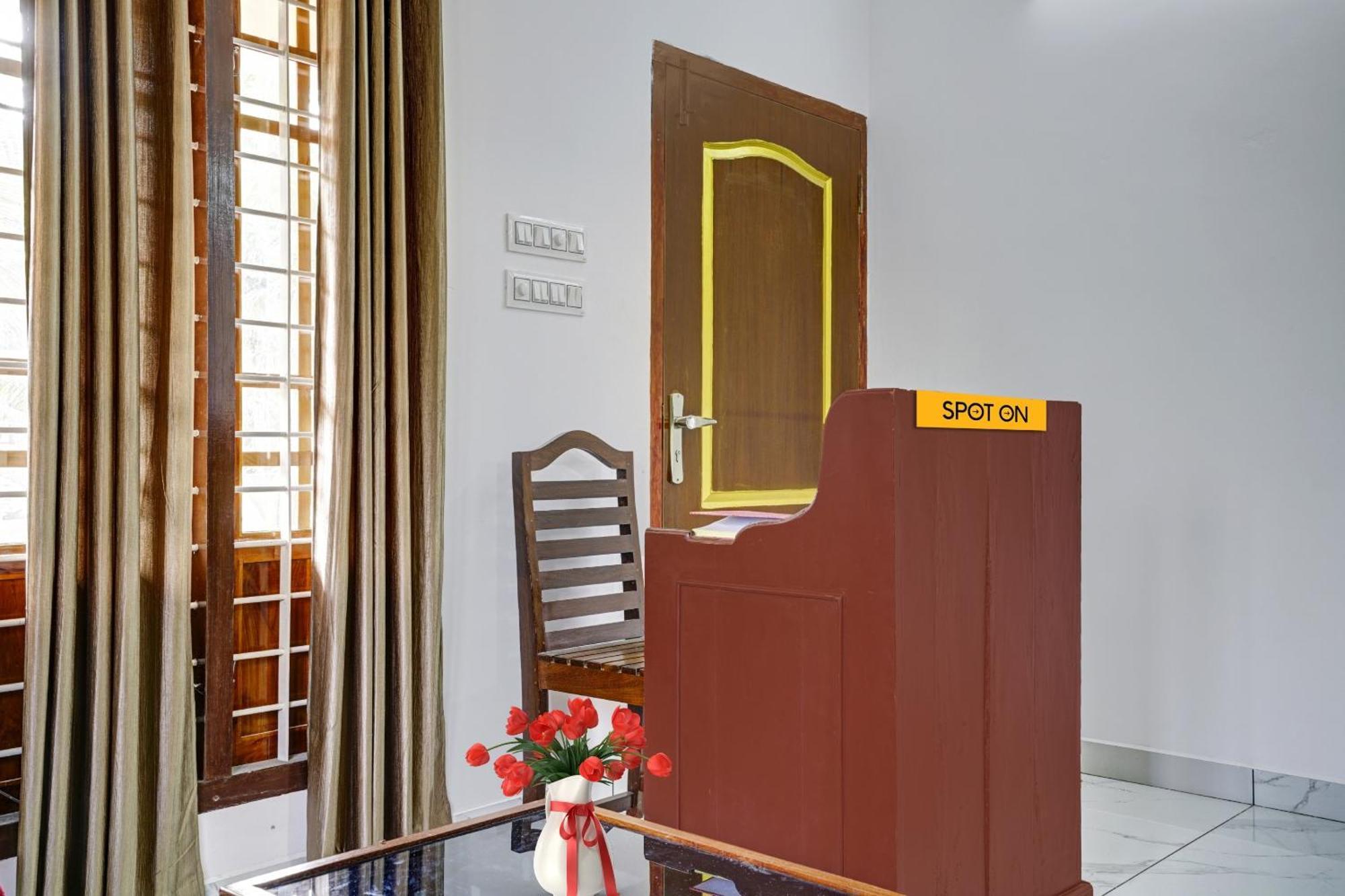 Spot On Shalom Palace Residency Neriyamangalam Ngoại thất bức ảnh